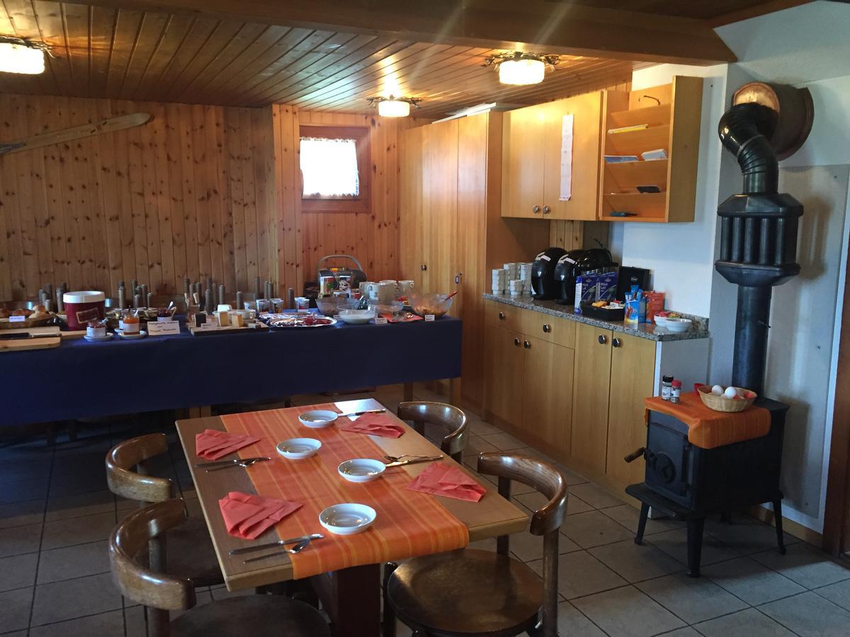 Gruppenhaus Im Walliser Alpstyle Rosswald Ngoại thất bức ảnh
